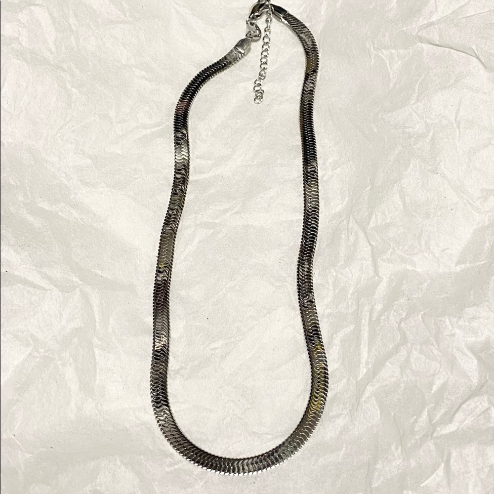 Gorgeous New Choker Necklace in Original Packaging